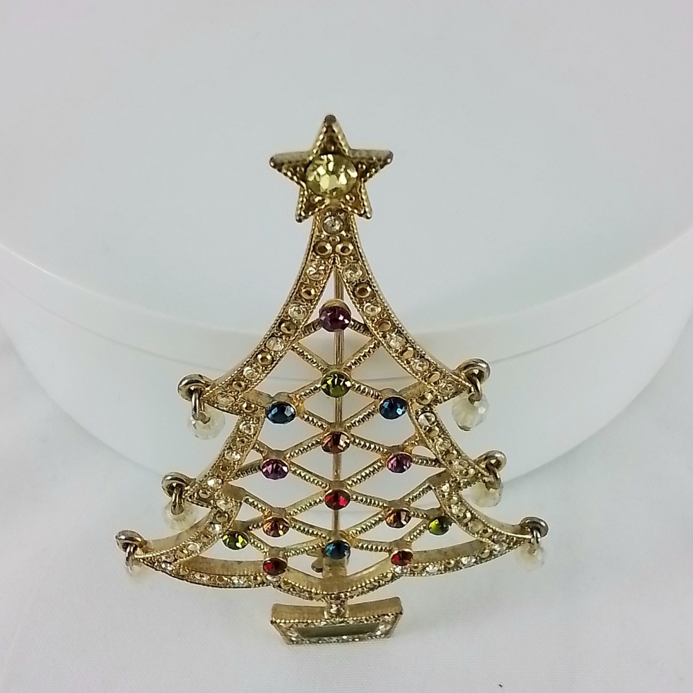 Avon 2005 Limited Christmas Tree Brooch with Multicolor Rhinestone Gems